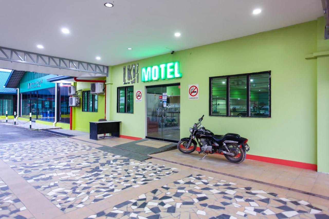 Oyo 89478 Lkh Motel Kota Kinabalu Exteriér fotografie
