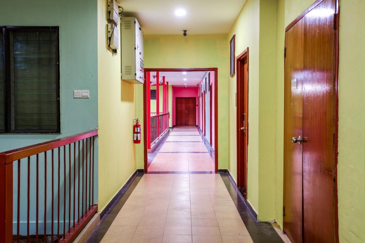 Oyo 89478 Lkh Motel Kota Kinabalu Exteriér fotografie
