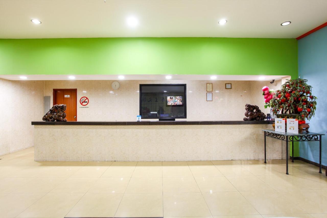 Oyo 89478 Lkh Motel Kota Kinabalu Exteriér fotografie
